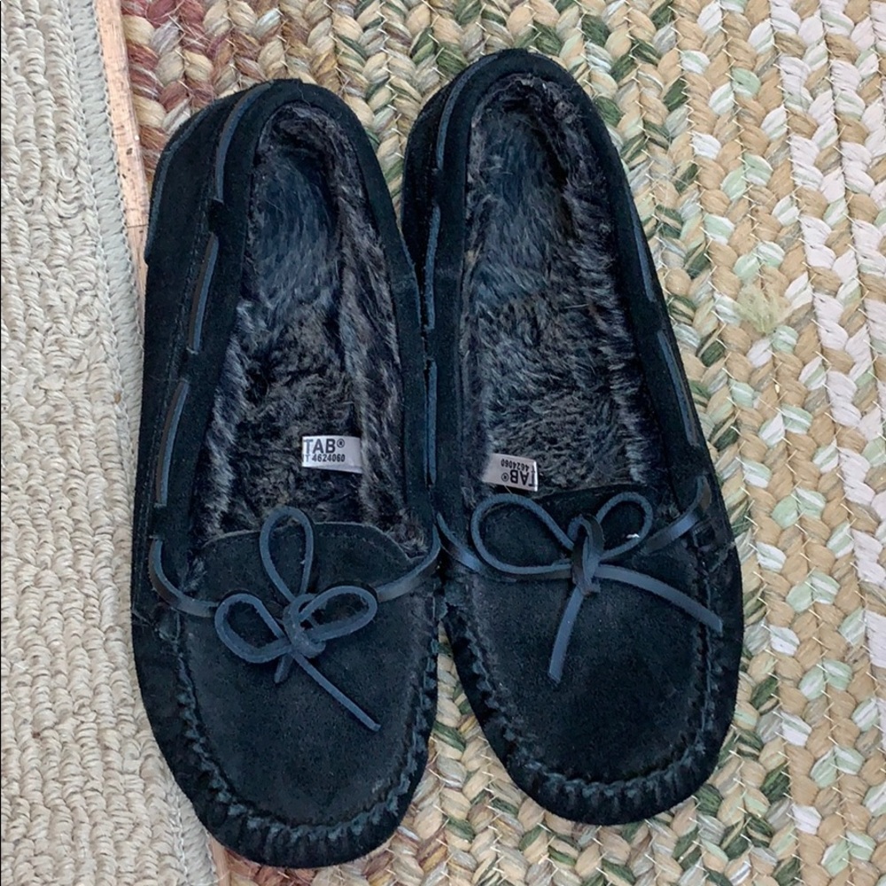 Black Moccasins